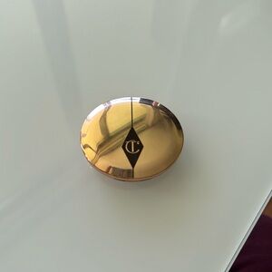 charlotte tilbury mini airbrush flawless finish setting powder